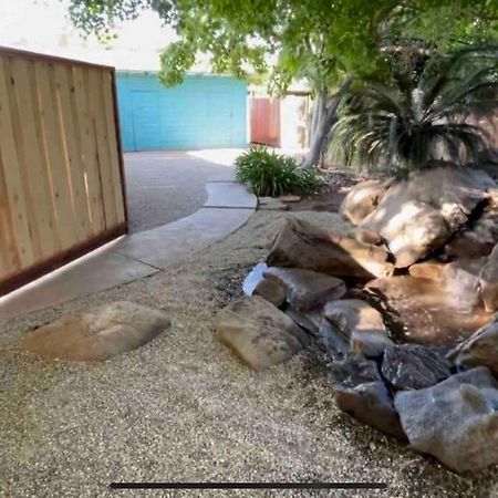 Brand New 2Br Cute Blue Led In North Fresno Appartement Buitenkant foto